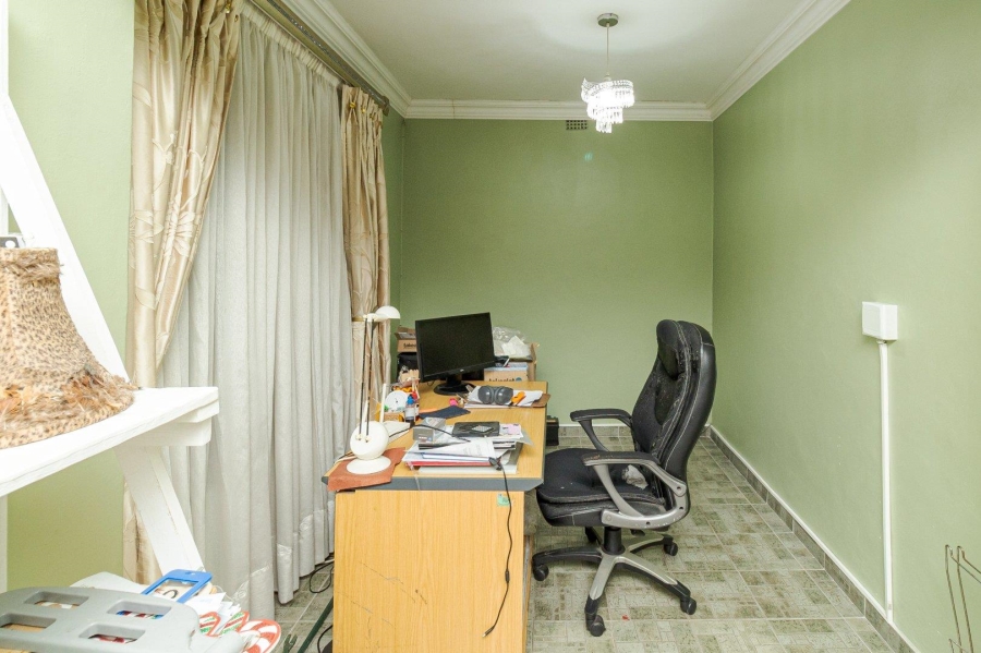 4 Bedroom Property for Sale in Devon Park Western Cape